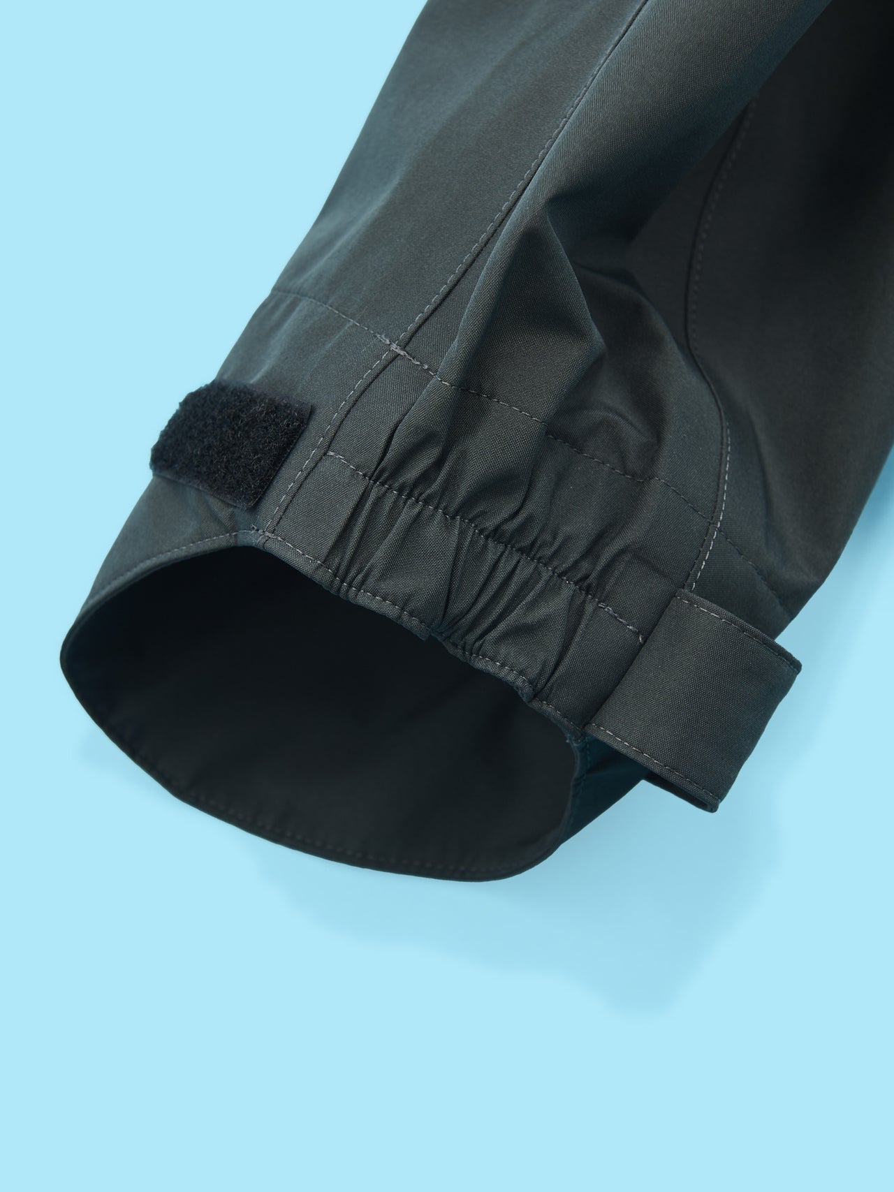 ミズノ&times;マーガレット・ハウエル、GORETEX JACKET、袖