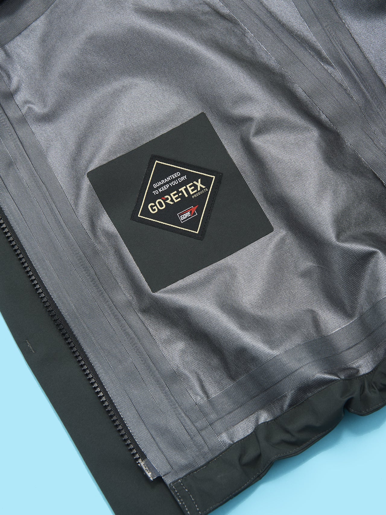 ミズノ&times;マーガレット・ハウエル、GORETEX JACKET、ゴアテックスロゴ