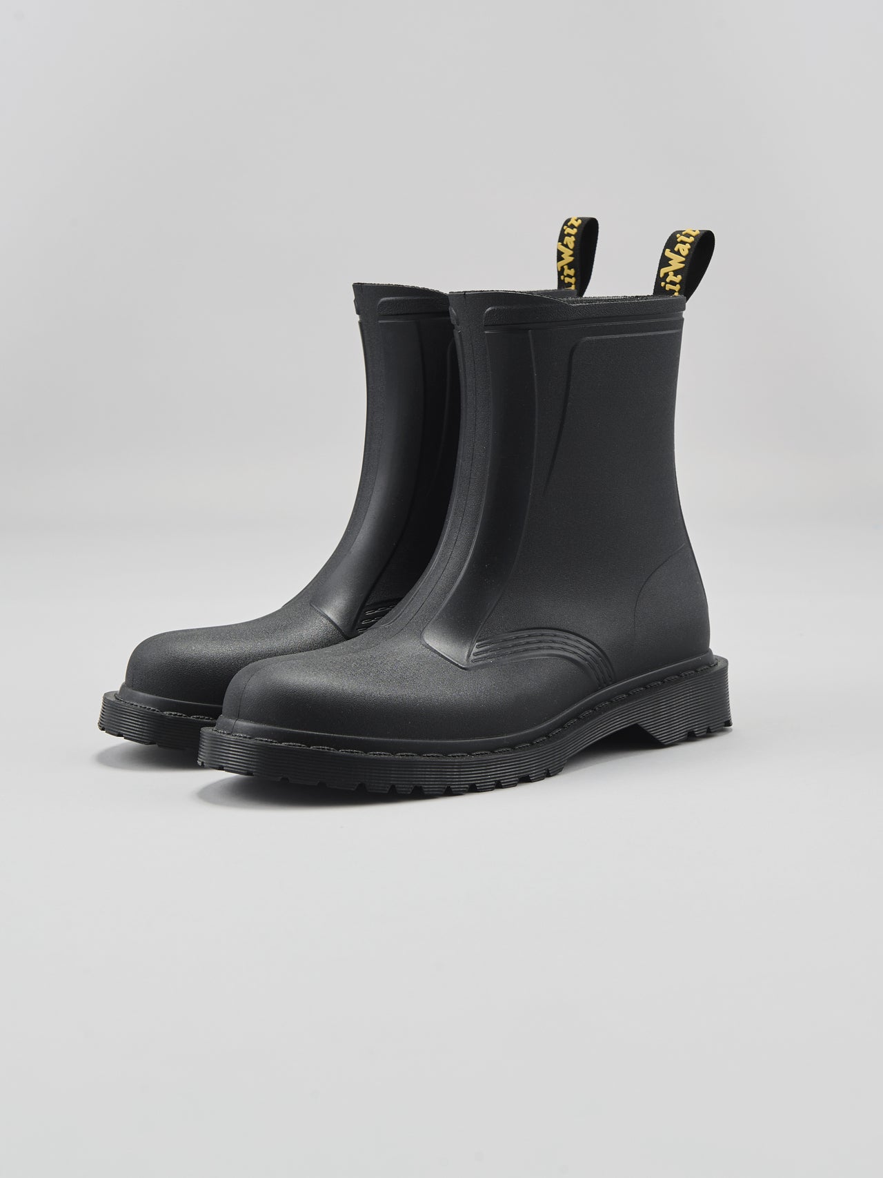 ドクターマーチン、1460 RAIN プル オン ブーツ
