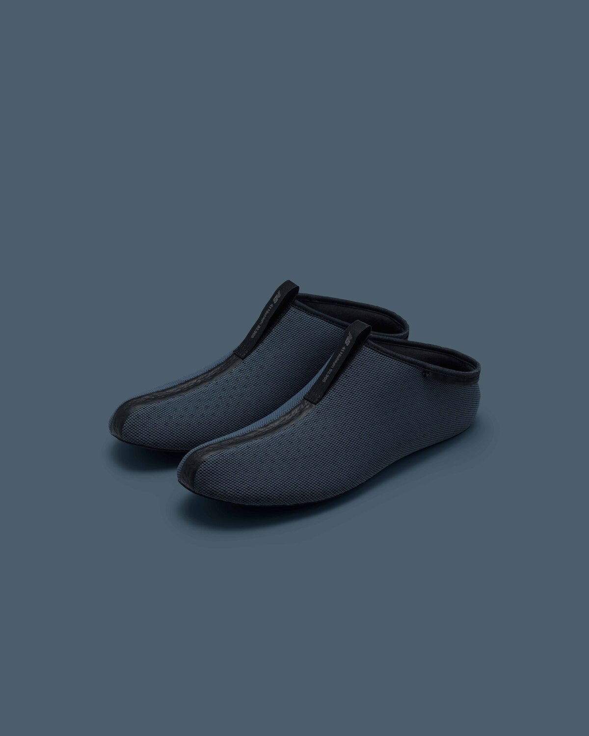TOKYO DESIGN STUDIO New Balance Niobium Concept 1　ネイビー　スリッポン