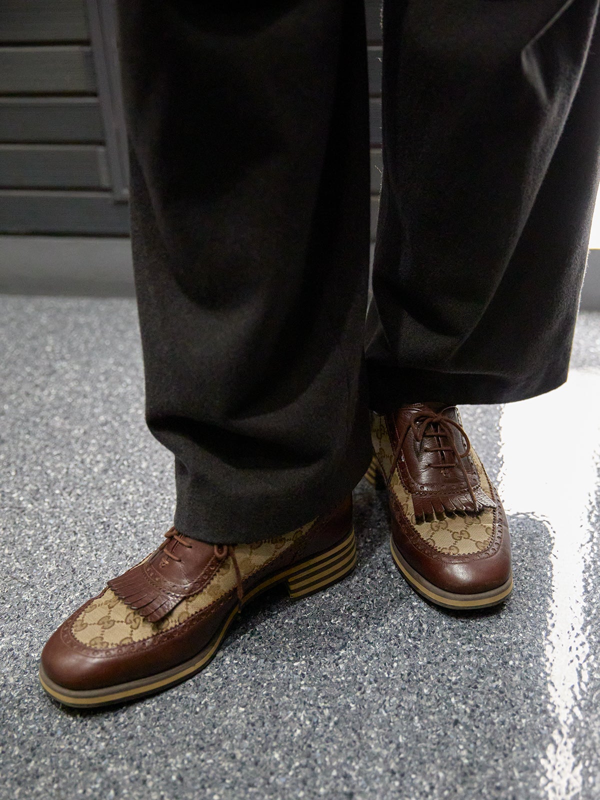 古着(グッチ)の革靴