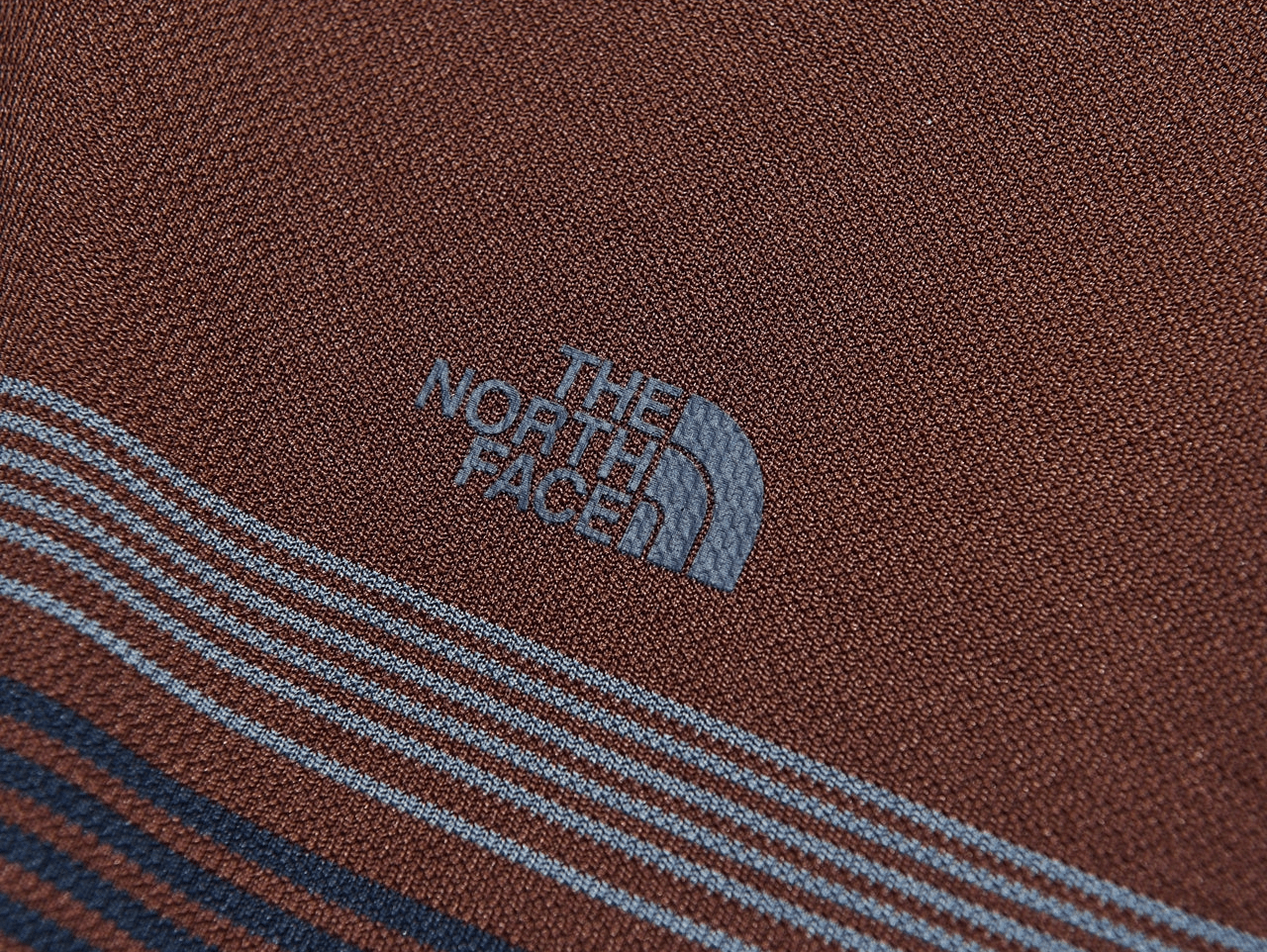 [Gallery]【涼しい！ザ・ノース・フェイスのTシャツ】暑い日のための大人ブラウンな「THE NORTH FACE」／ショートスリーブフリーランパネルボーダークルー