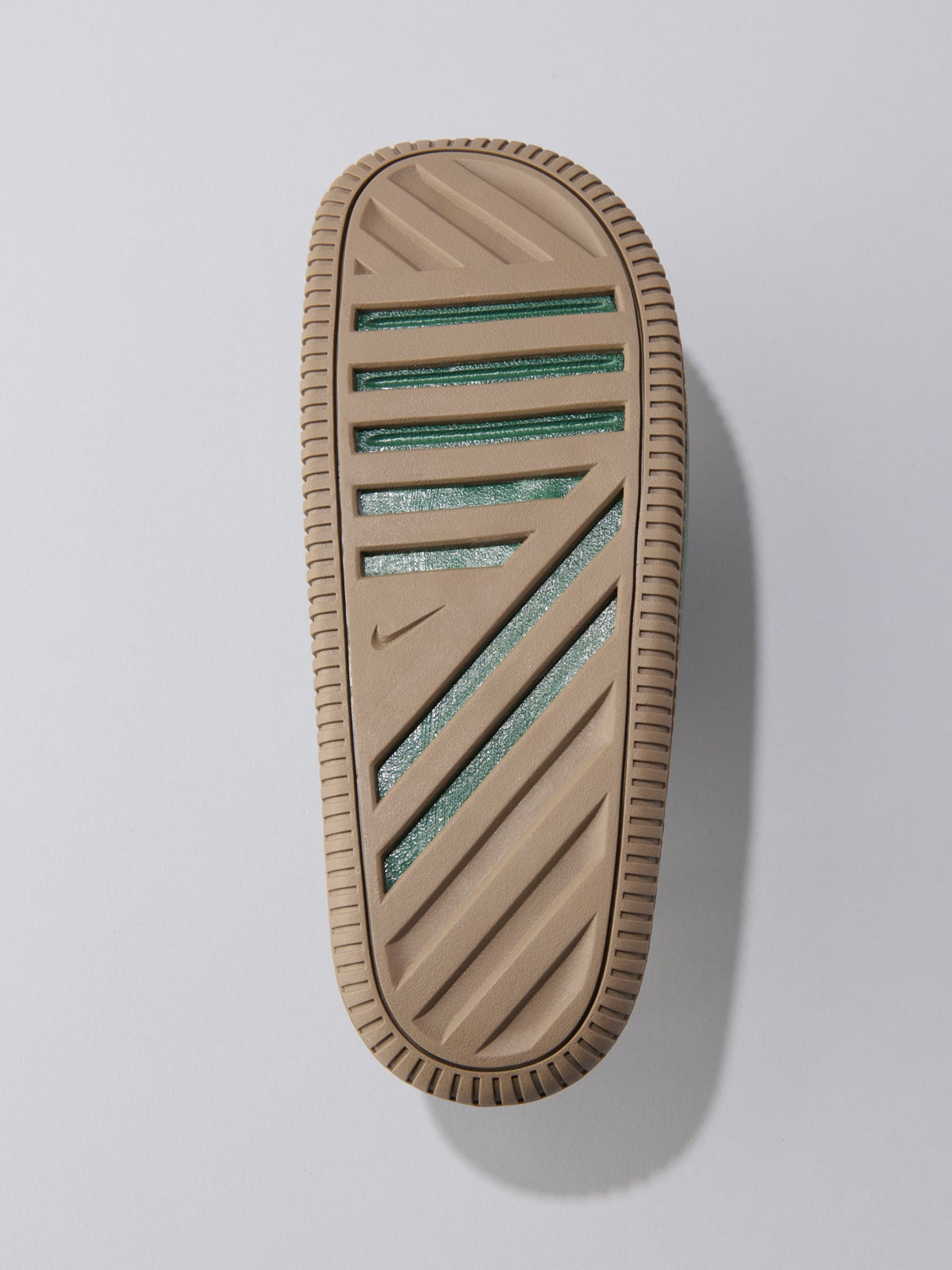 ナイキの新作サンダル/NIKE CALM SLIDE 2.0のアウトソール
