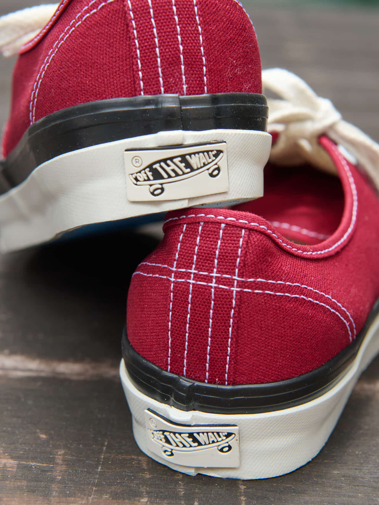 VANS、PREMIUM AUTHENTIC 44 DECK、赤、かかと部分