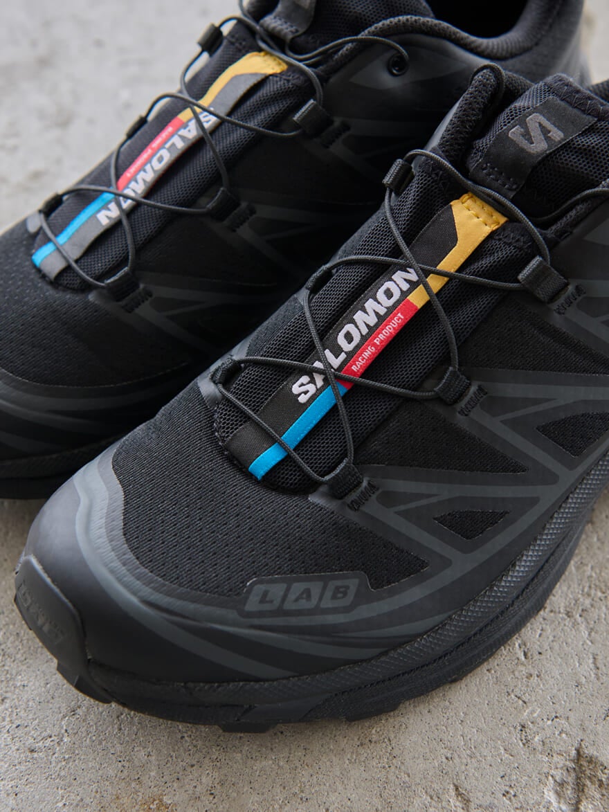 SALOMONの愛用スニーカー 「XT-6」のトゥ