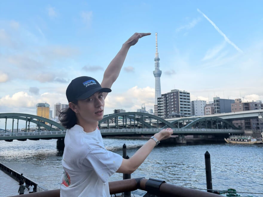 柄パンツ、帽子、サンダル、Tシャツ、アクセサリー...夏映えアイテムを買い漁る日々[松岡 光ブログ]