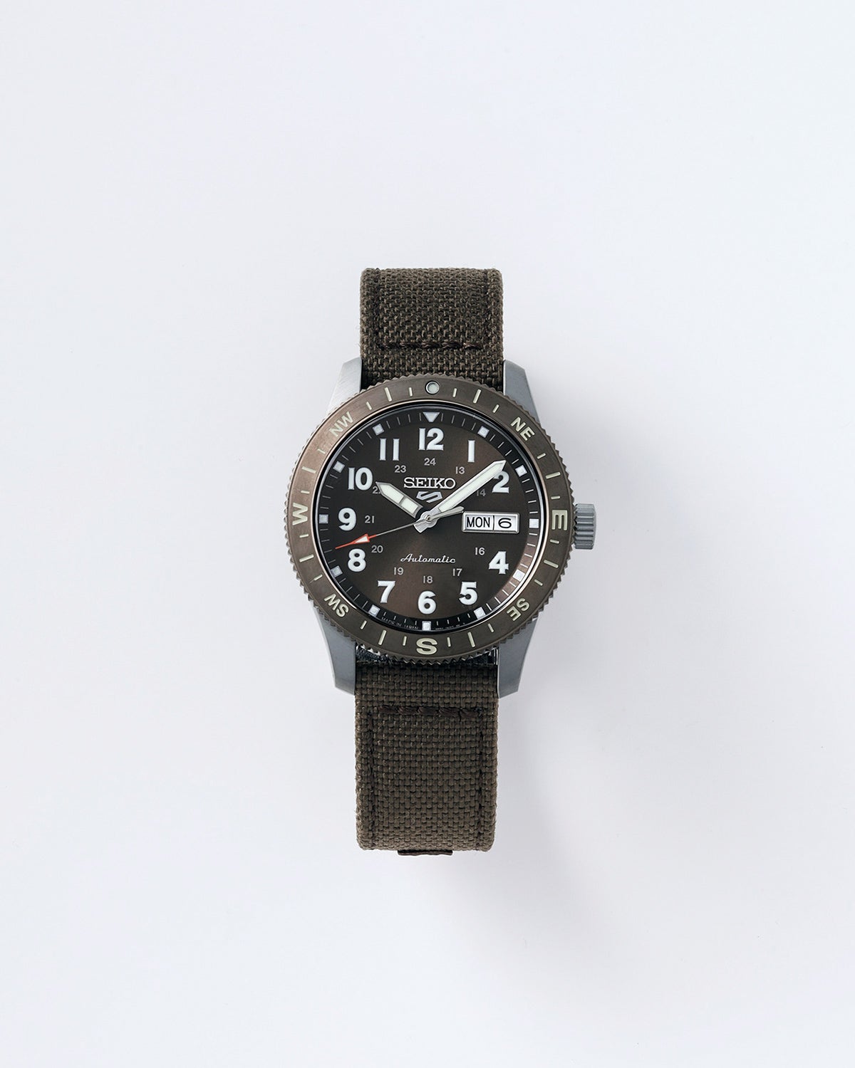 SEIKO 5 SPORTSの「HDB009J」