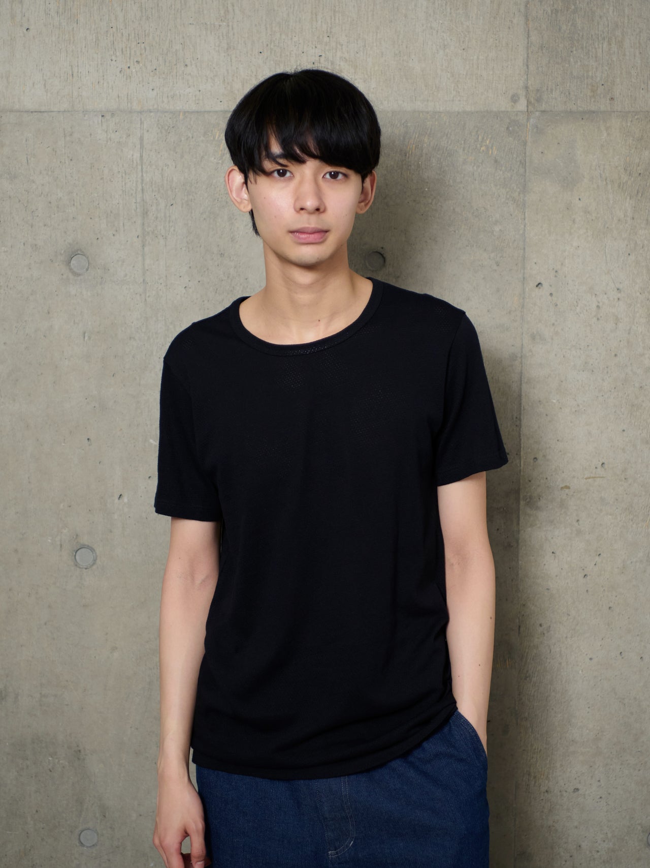 紳士　さらっと綿メッシュ編み　クルーネック半袖Ｔシャツを試着レビュー