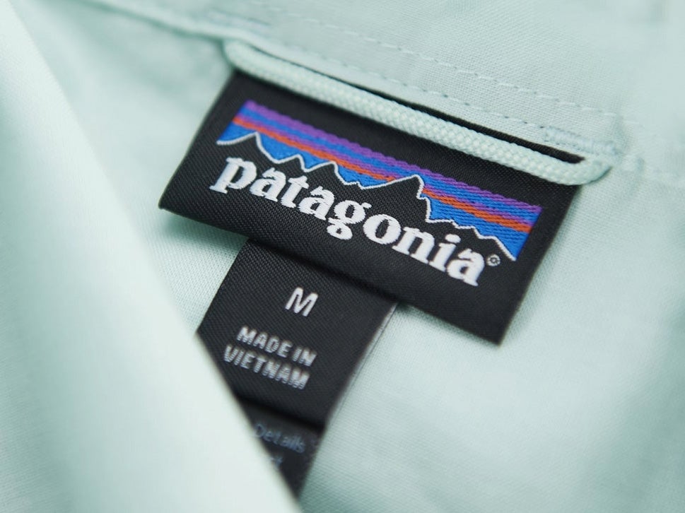 [Gallery]長袖なのに涼しい「パタゴニア」のシャツは軽くて通気性抜群！クールなカラーも大正解！／Patagonia メンズ・ロングスリーブ・サンライズ・ストリーム・シャツ