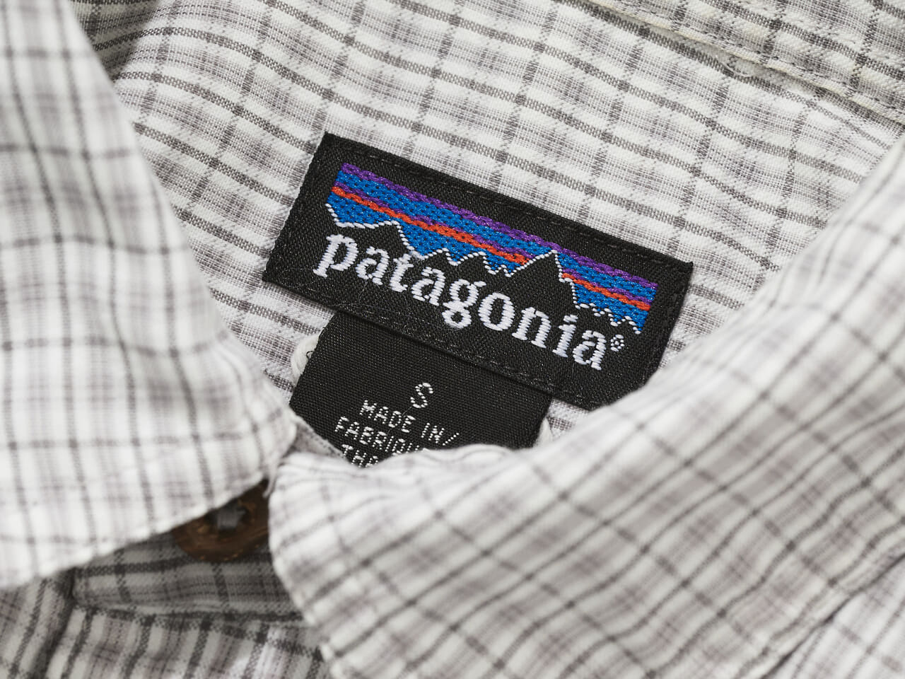 パタゴニア シャツ 古着 グレー タグ サムネイル