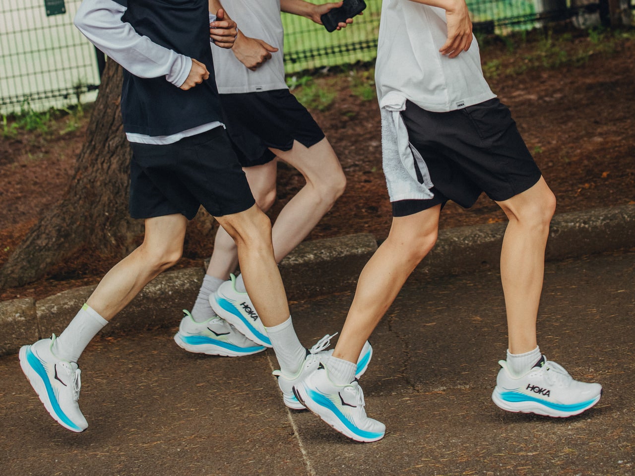 「HOKA」の新作ランニングシューズ『CLIFTON 11』