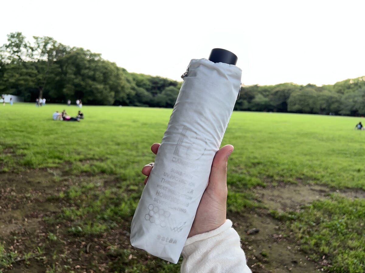 ムーンバット エスタ ハニカム断熱パラソル 折り畳み傘 晴雨兼用 60cm　ケース