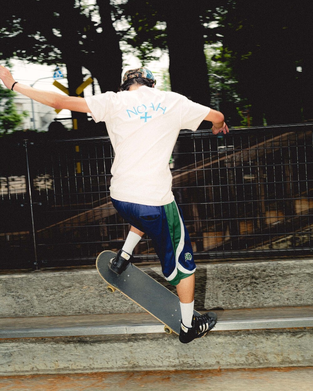 Summer Core Logo Tee 着画 8