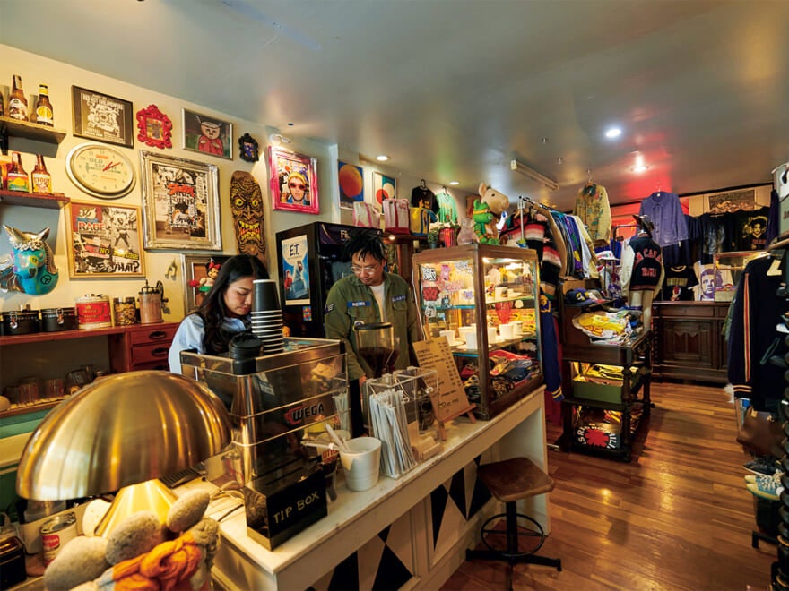 LITTLEBOY STUDIO店内