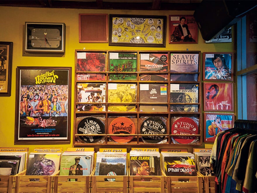 Zudrangma Records店内