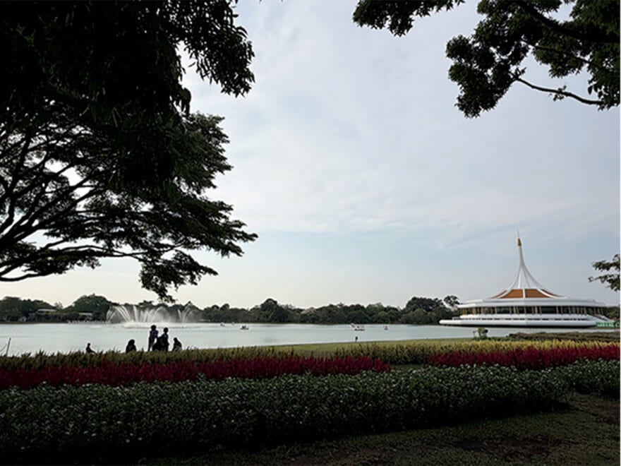 ラマ9世公園