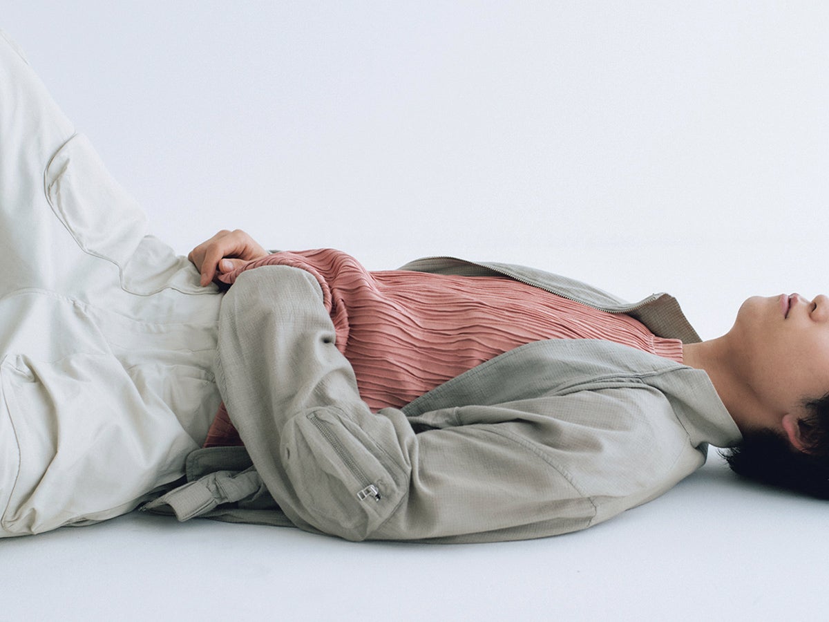 Tondoloのジャケット、Tシャツ、パンツ