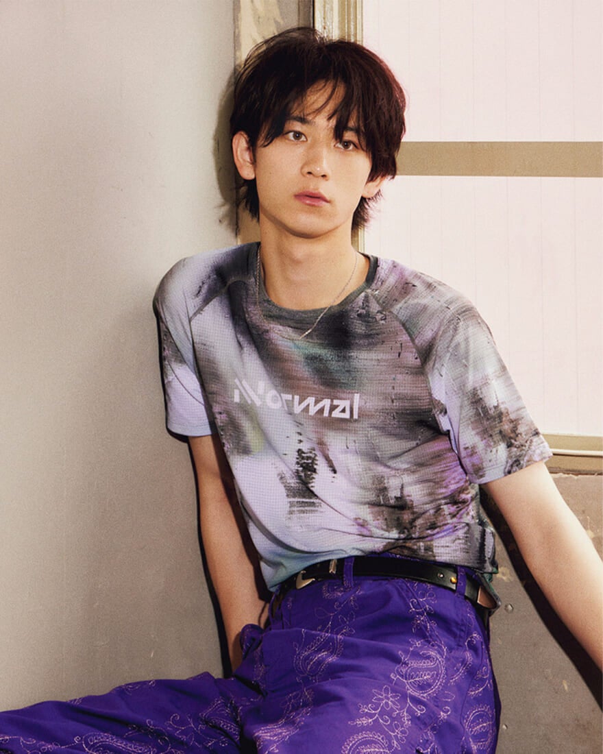 軽量性に優れたTシャツを着用した小方