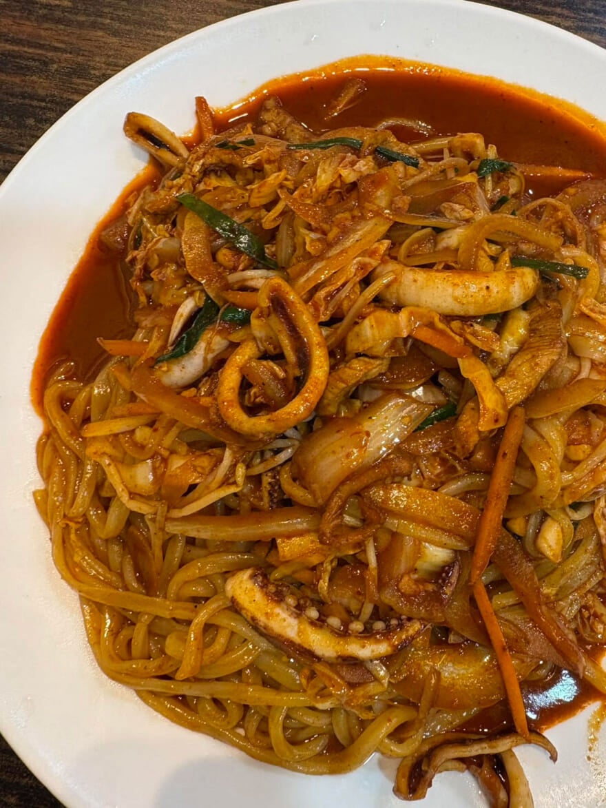 テグのグルメ、焼きうどん