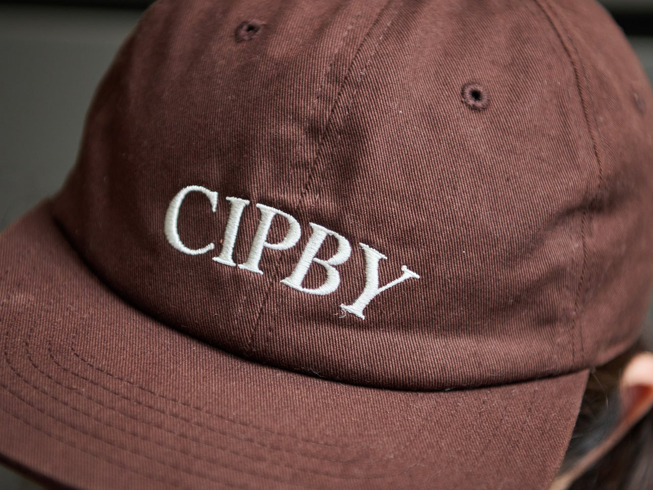 CIPBYのキャップロゴヨリ