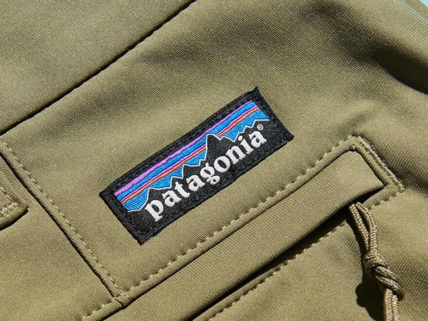 【涼しい！パタゴニアのパンツ】夏旅もアウトドアも日常も。シームレスに活躍する大人顔／Patagonia メンズ・トランジット・トラベラー・ジョガーズ