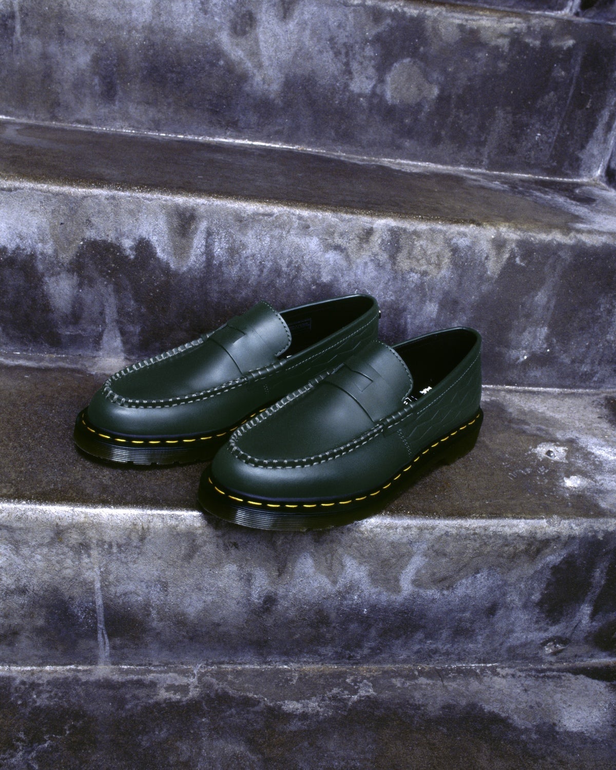 「Dr. Martens」×「VERDY 」 グリーン 物撮り