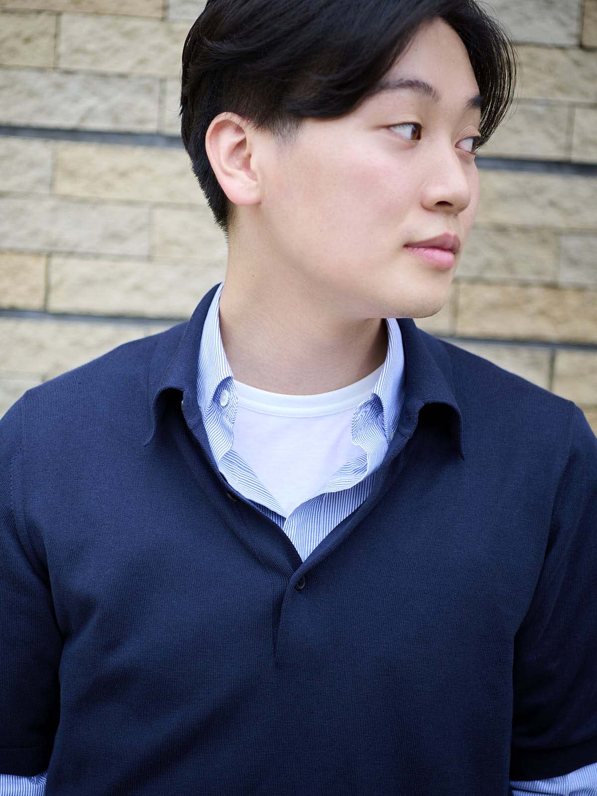 adidas Originals PARIS トゥモローランド 海段さん コーディネート 襟もと