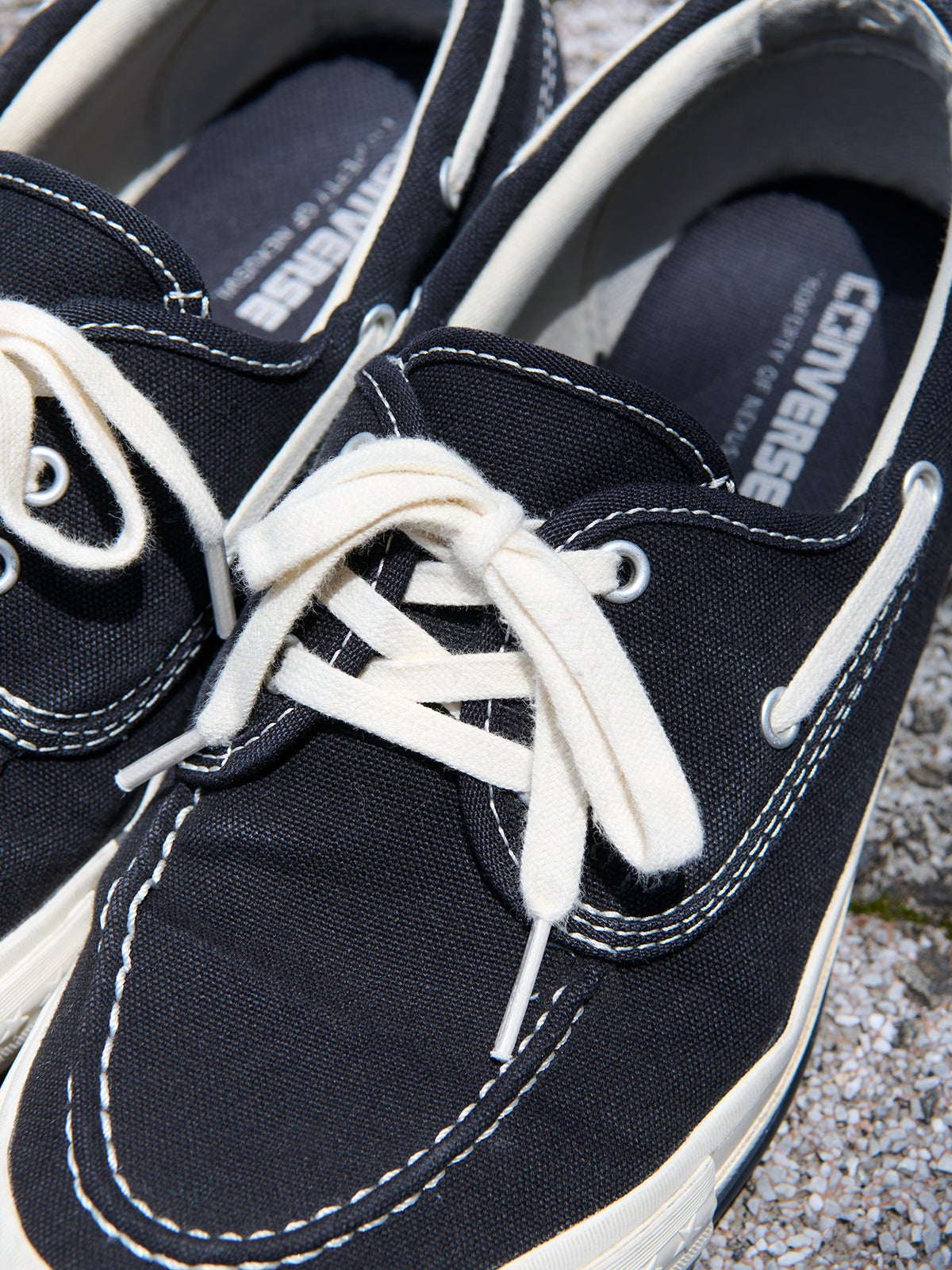 CONVERSE &times; NEXUSVII 「ONE STAR HS D」シューレース寄り