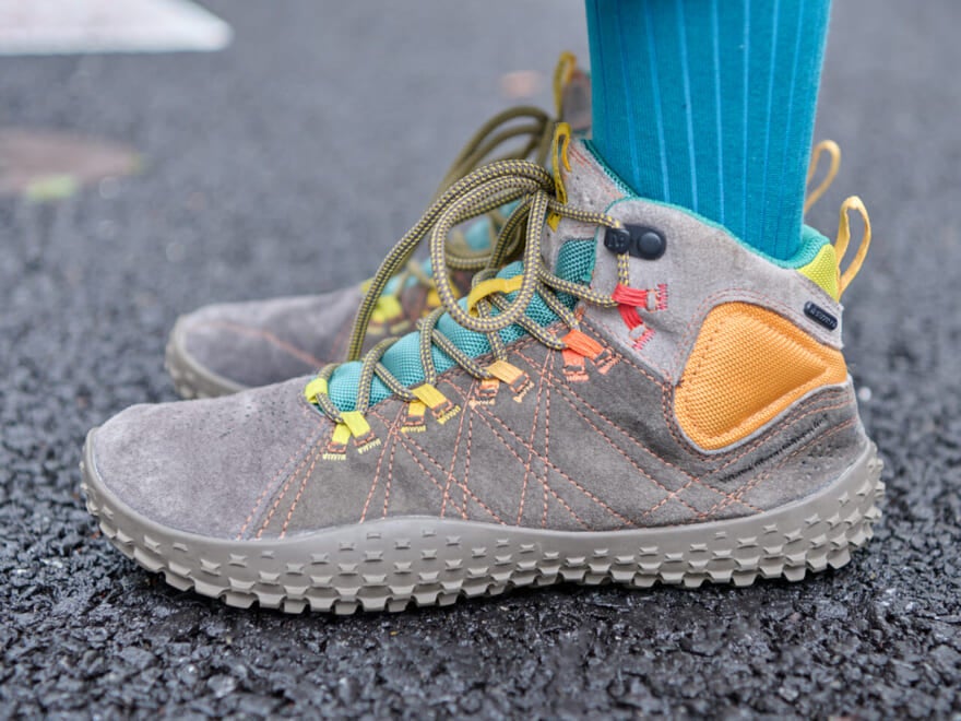 White Mountaineering &times;  MERRELLの愛用スニーカー&nbsp;「WRAPT MID WATERPROOF」サイド