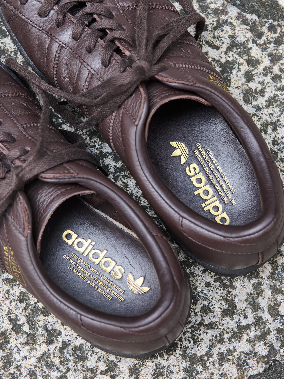 adidas Originals、アディダスオリジナルズ、スーパースターヴィンテージ、SUPERSTAR VINTAGE、ブラウン、俯瞰