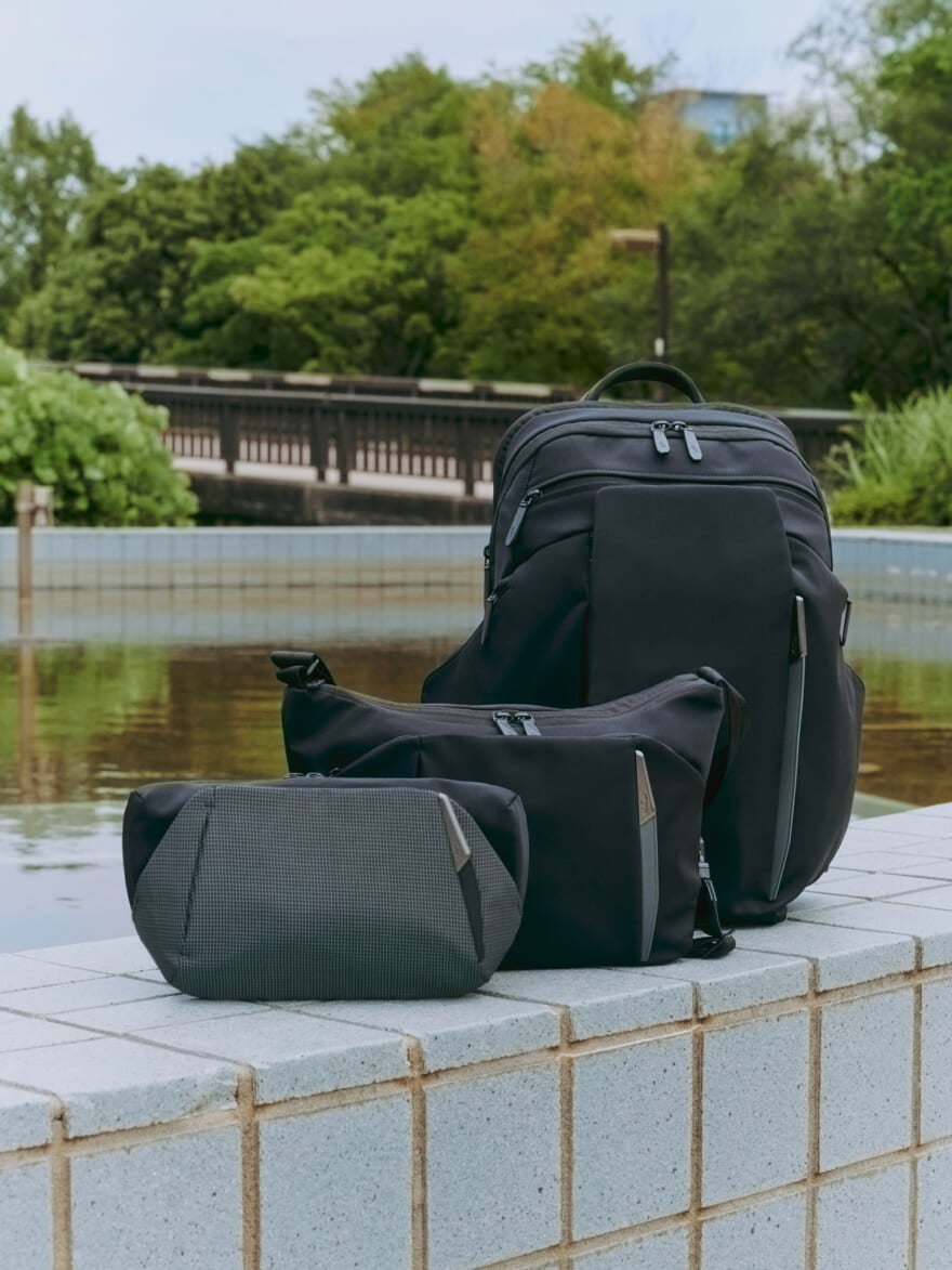 TUMIの新しいバッグコレクション「TUMI AXIS」のラインナップ