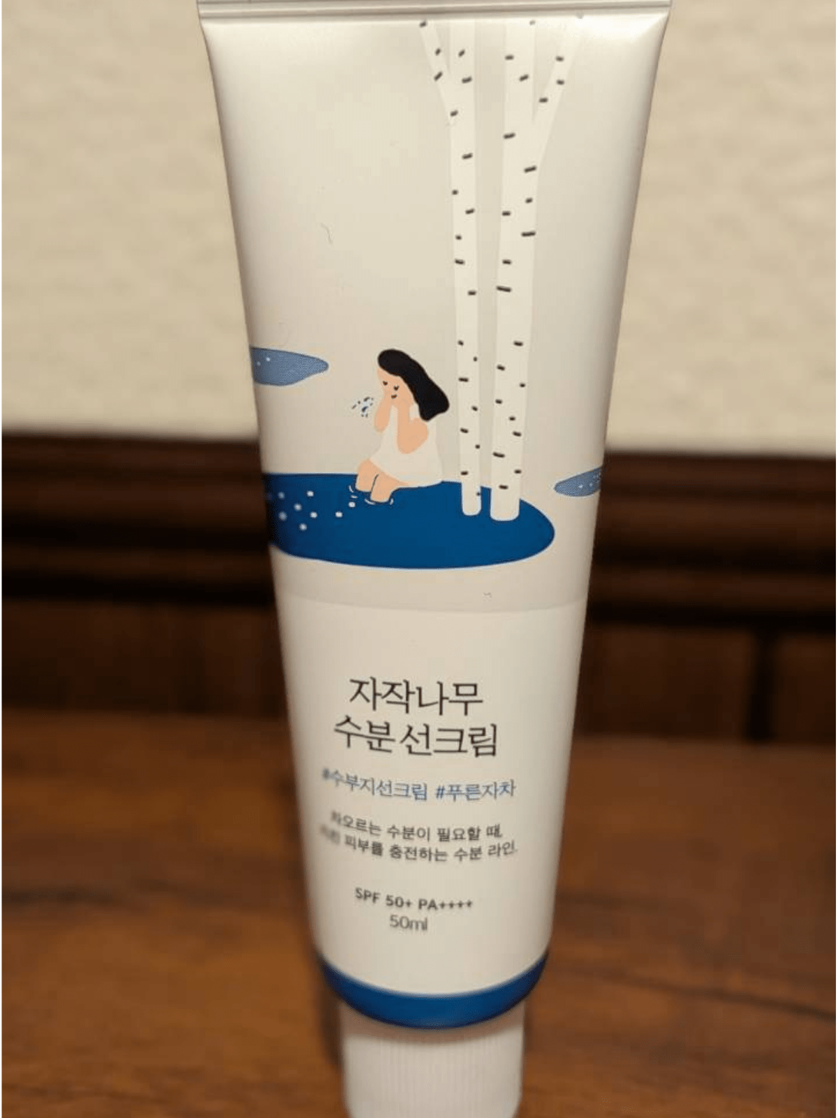 「ROUND LAB(ラウンドラボ)」の白樺樹液モイスチャーサンクリーム 私物愛用品