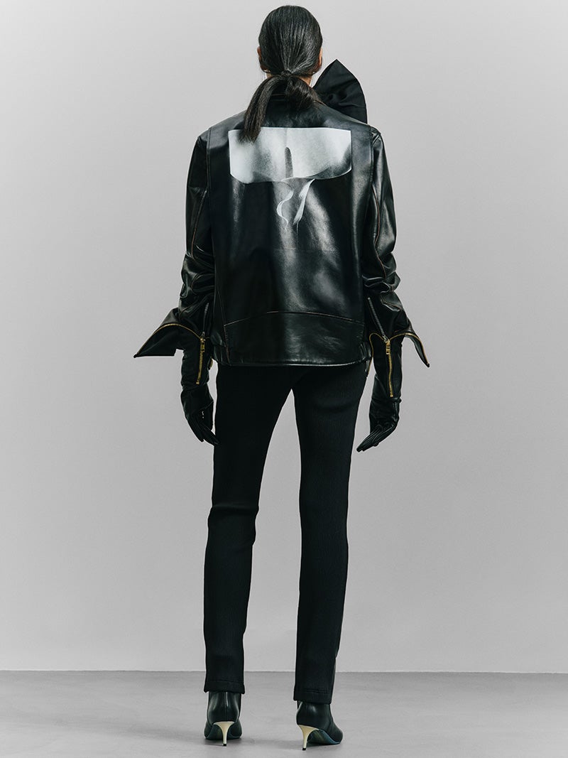 ロバート・メイプルソープの写真作品を使用したsacai(サカイ)の新作コレクション イメージビジュアル4