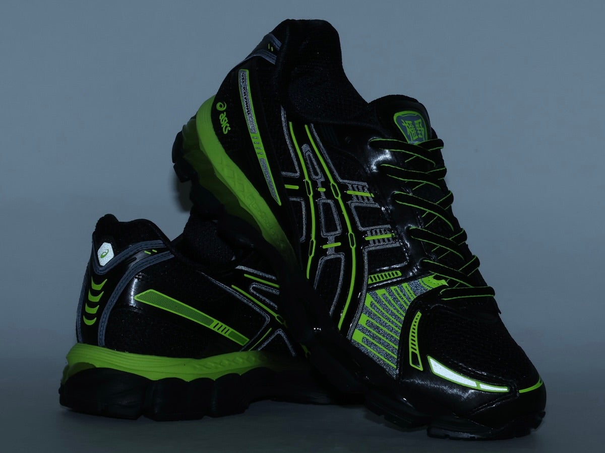 「アトモス」と「Albino & Preto」がコラボ！「ASICS SportStyle」の名作スニーカーの別注デザインをブラックとホワイトの2色で展開！
