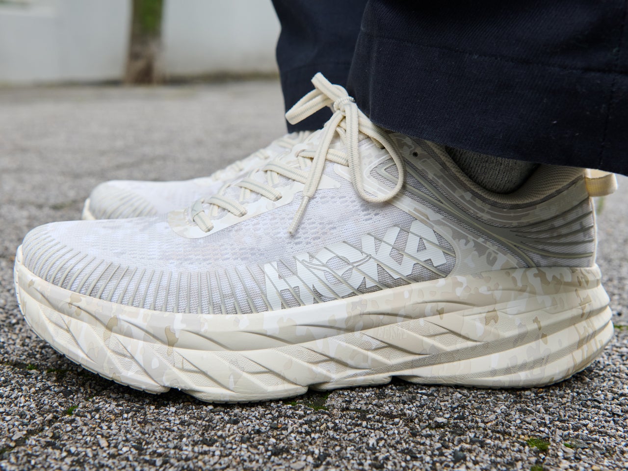 HOKA &times; BEAMS「Bondi 7」のサイド