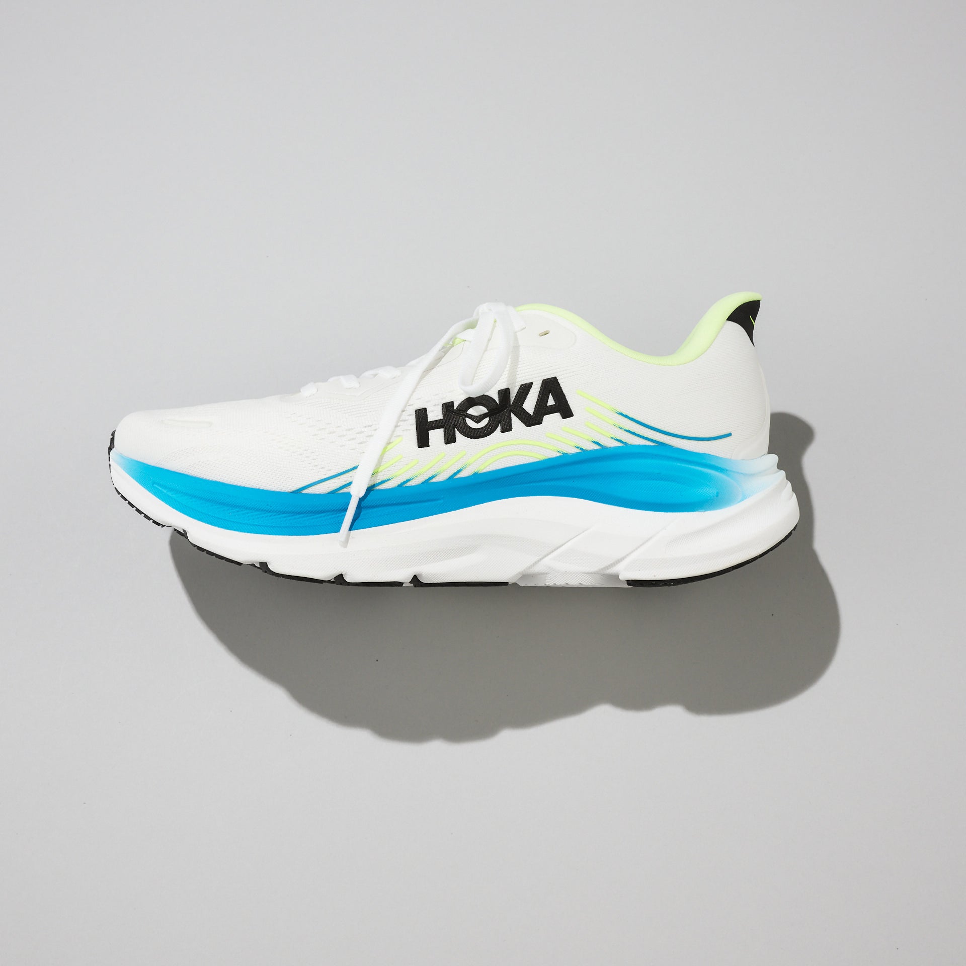 HOKA CLIFTON 11/サイド