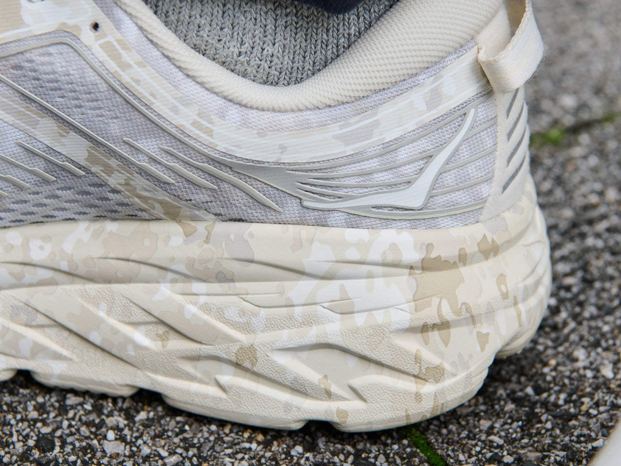HOKA &times; BEAMS「Bondi 7」のヒール