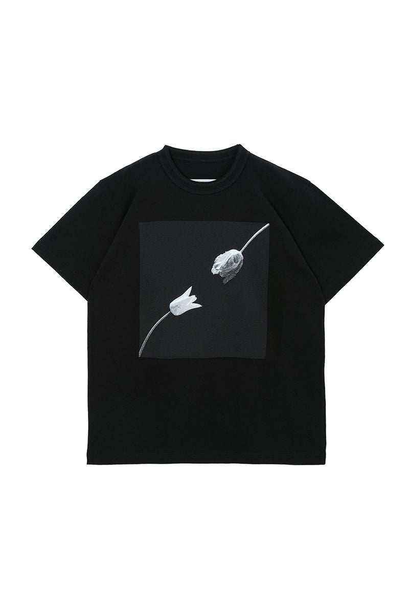sacai(サカイ)×ロバート・メイプルソープ チューリップTシャツ(前面)