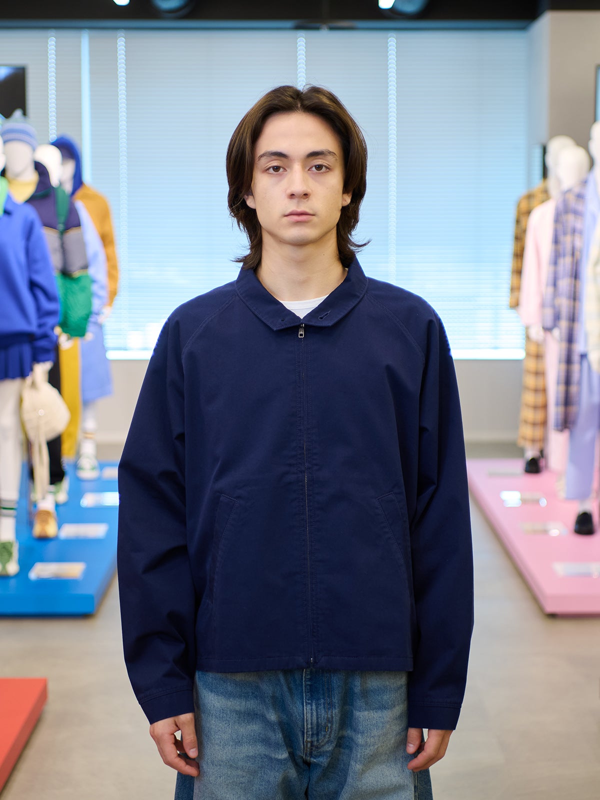 ジップアップブルゾン