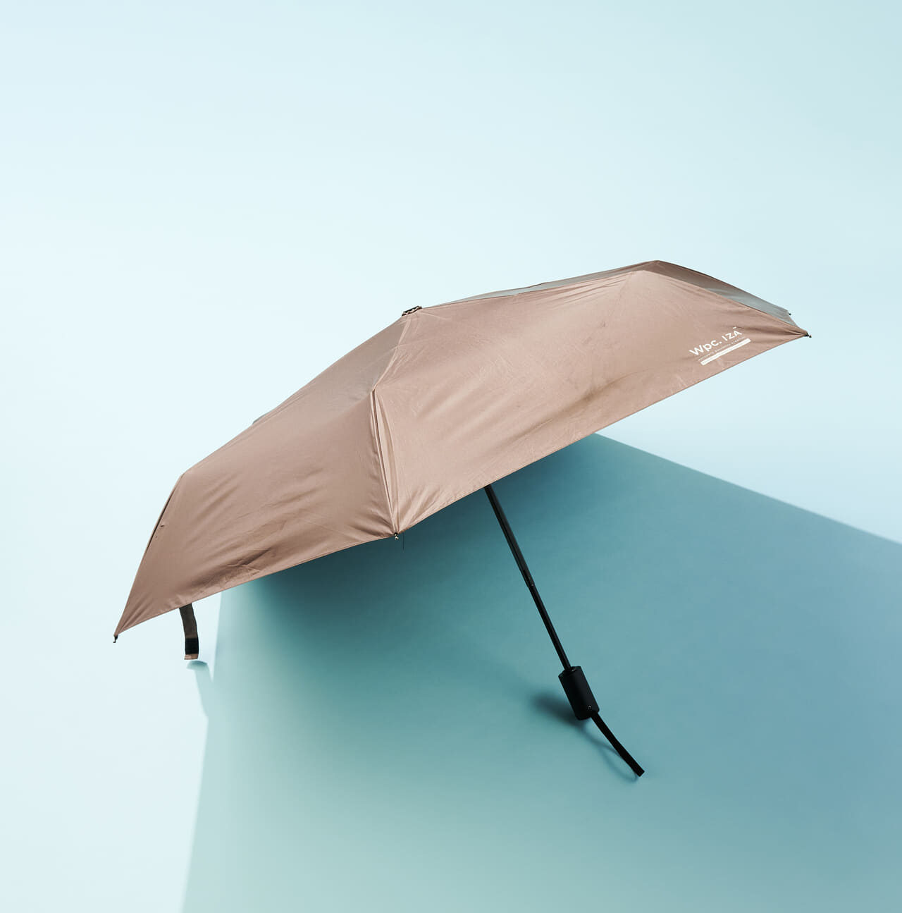 Wpc. IZA (イーザ)のエディター愛用日傘(晴雨兼用)の開いた状態