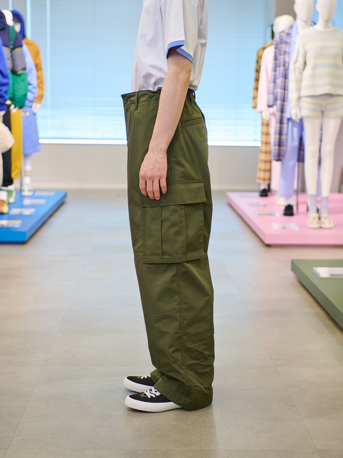 ワイドカーゴパンツ、サイド