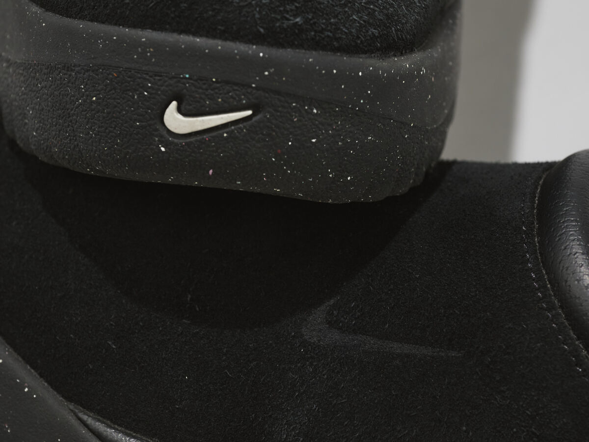 エディター愛用の「NIKE ACG (ナイキ エーシージー)」 スニーカー“Rufus(ルーファス)”のロゴ