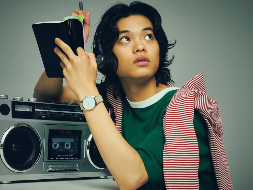 黒川想矢と名作腕時計、真夏の夜の10時10分。オメガ、チューダー...着こなしを格上げする４選！