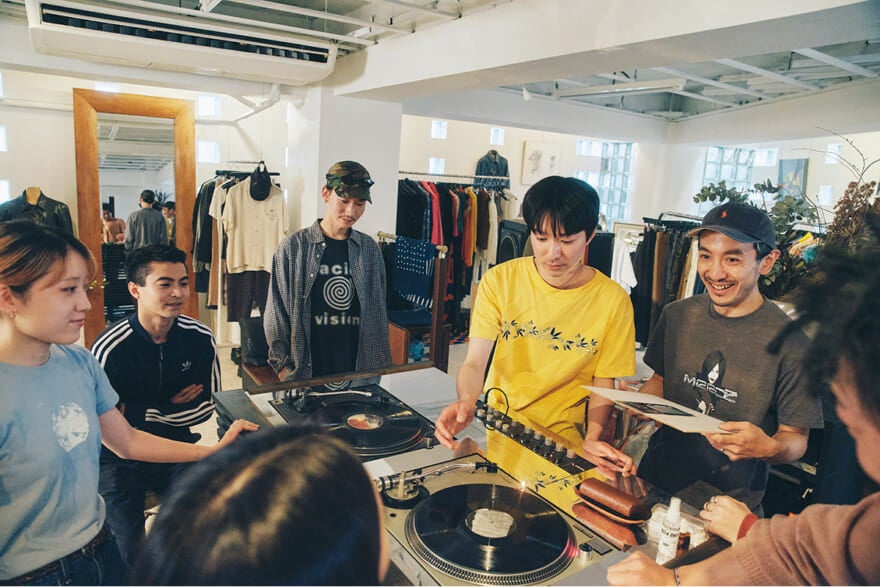 MARKETに集まる人達 2