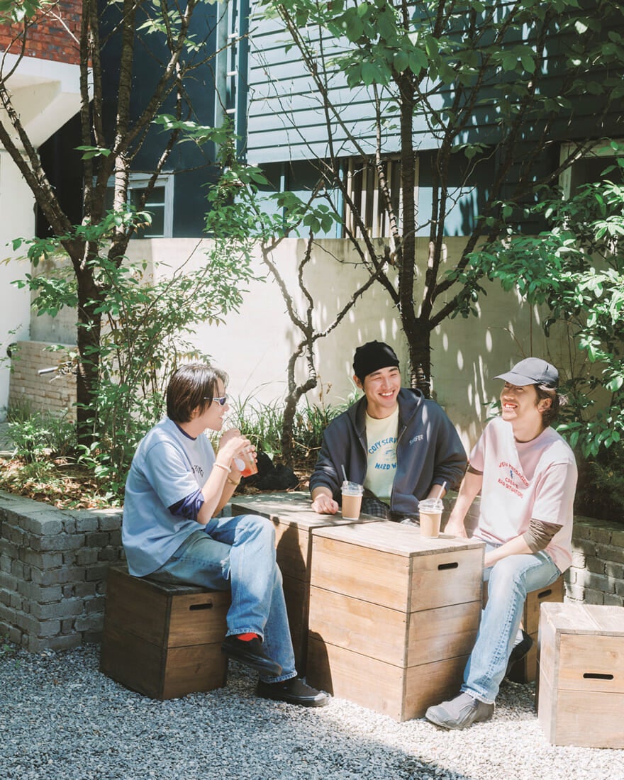OUDE BAKERYに集まる人達