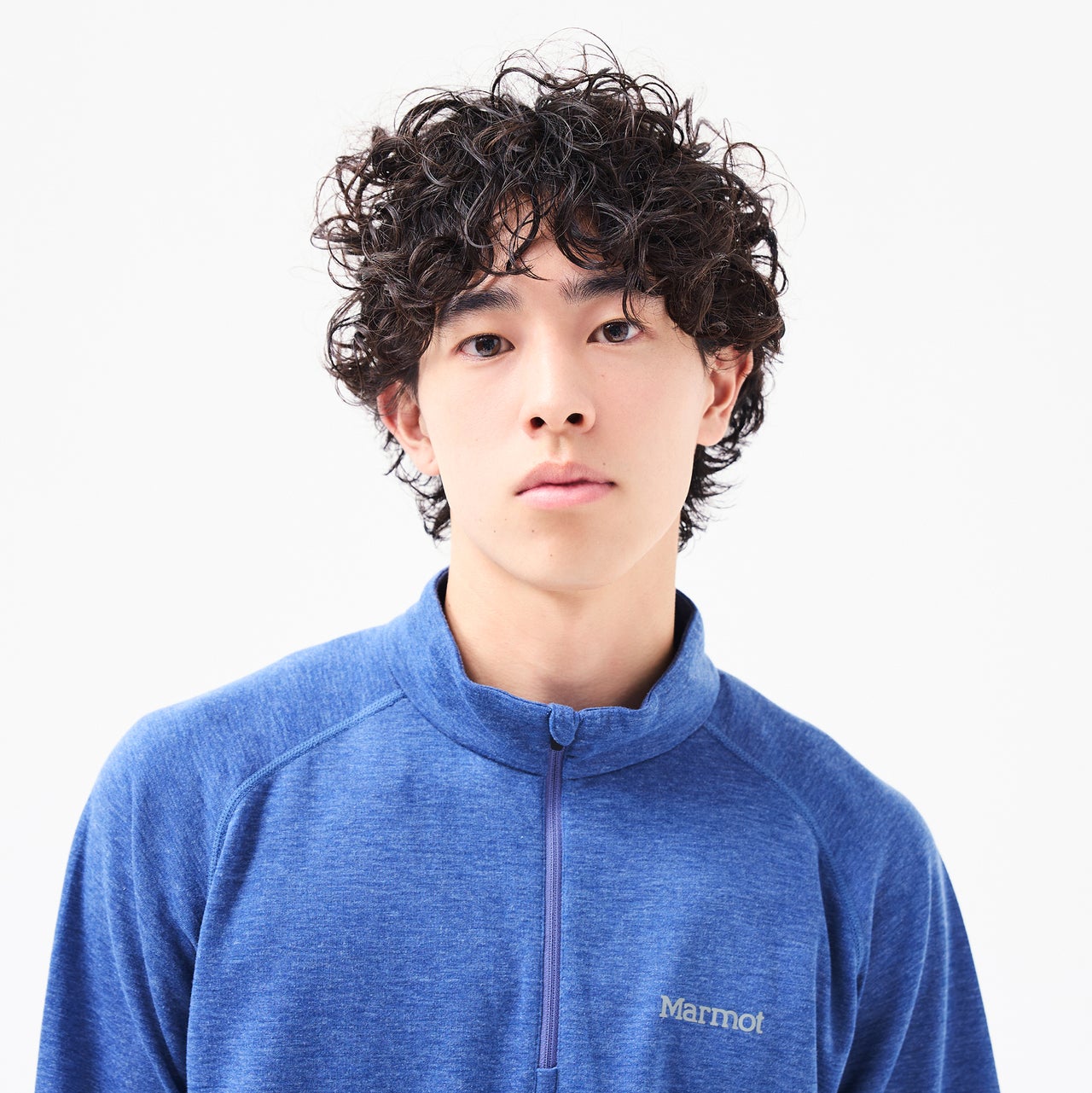 強いだけじゃない。品よく決まるハードパーマ【東京最旬ヘアカタログ】