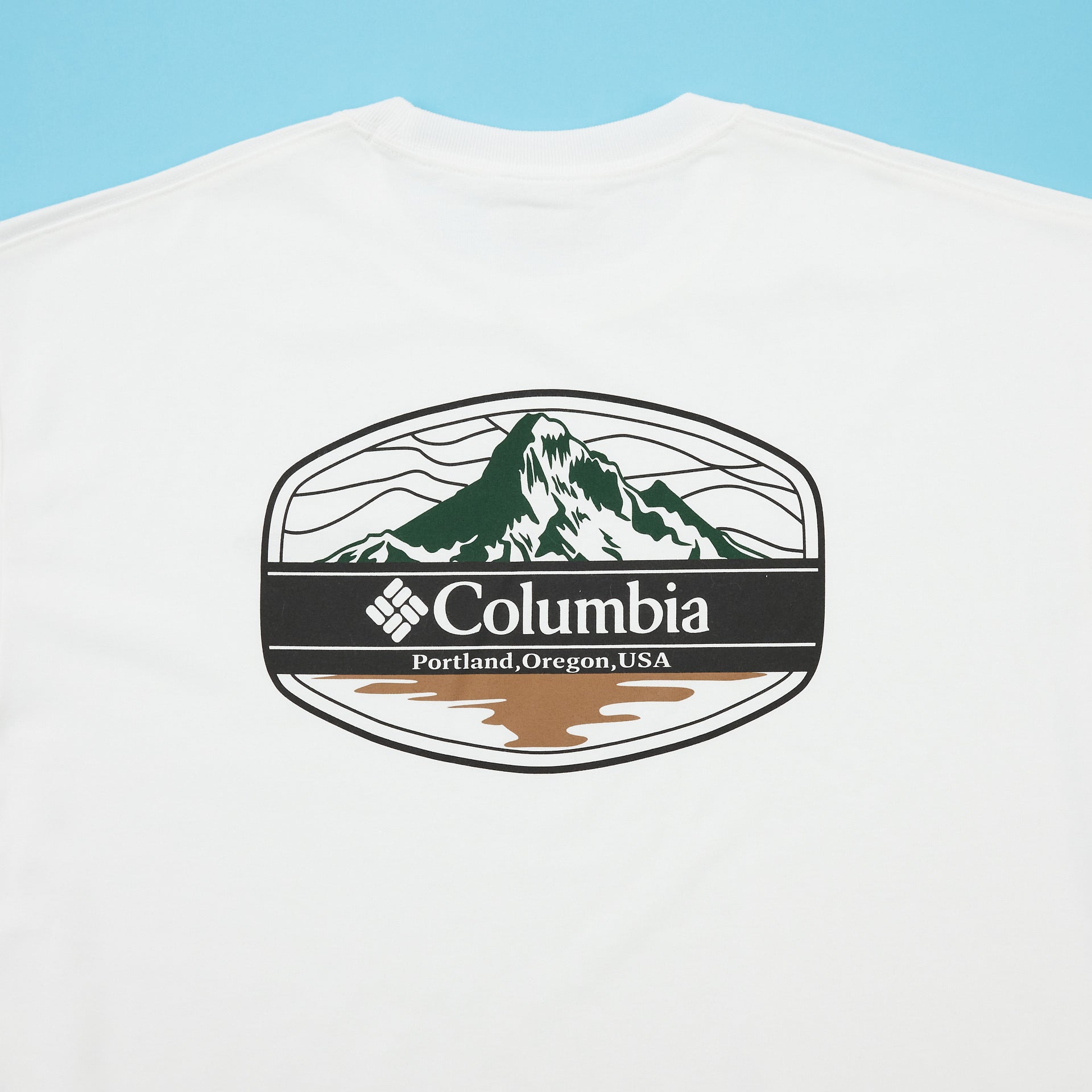 エディター愛用のコロンビアのTシャツ/サンライズストレイトオムニフリーズ ゼログラフィックSSTシャツのバックプリント