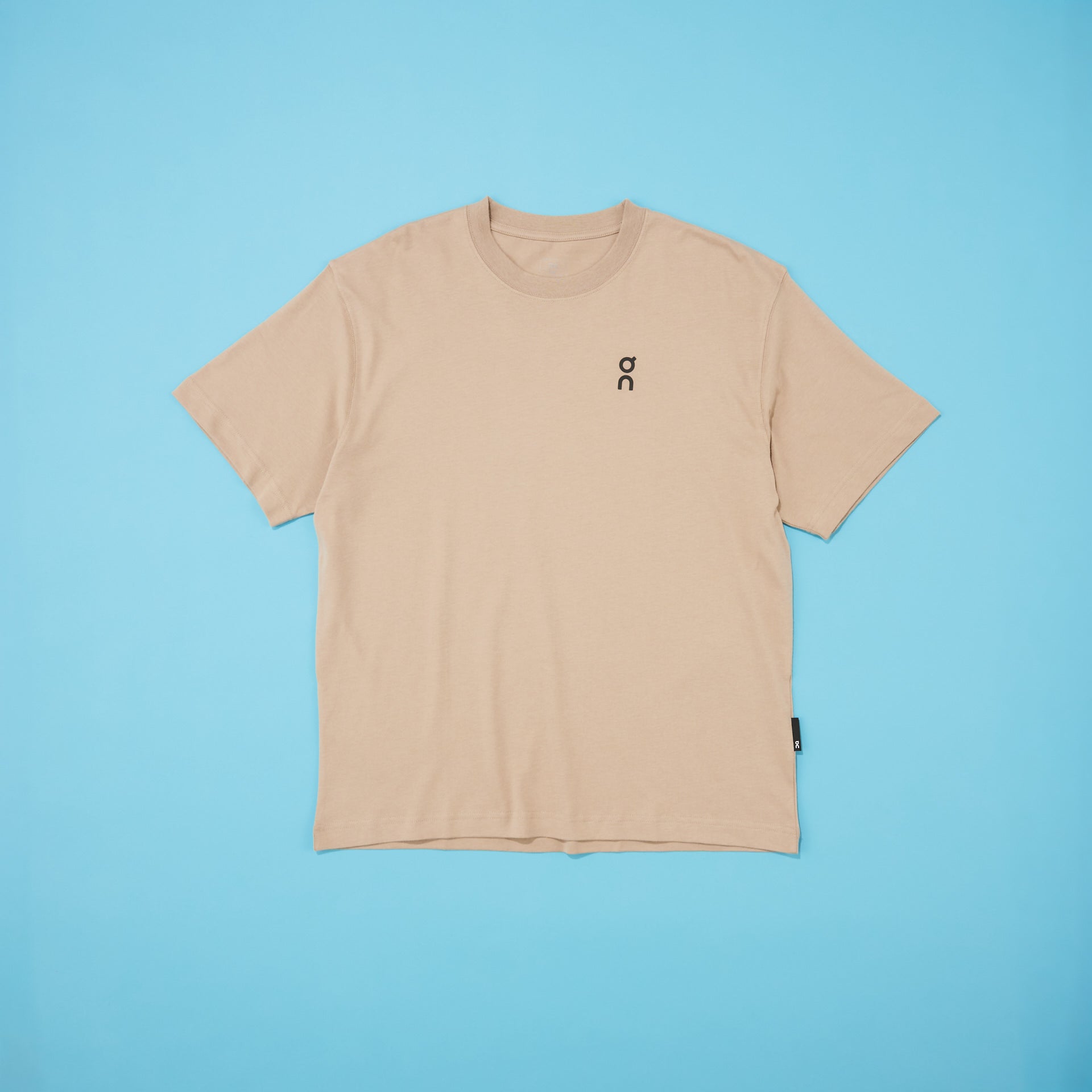 On(オン)の愛用Tシャツ Club-T DESERT