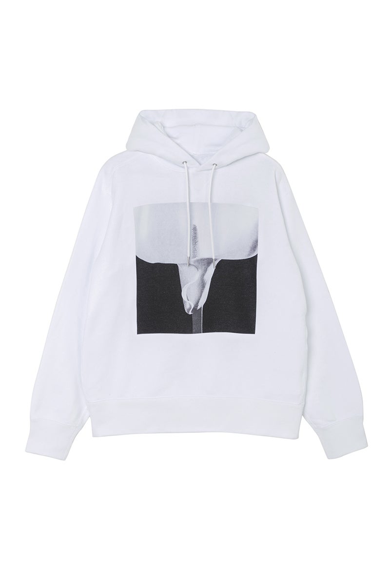 sacai(サカイ)×ロバート・メイプルソープ カラーリリーフーディ(前面)