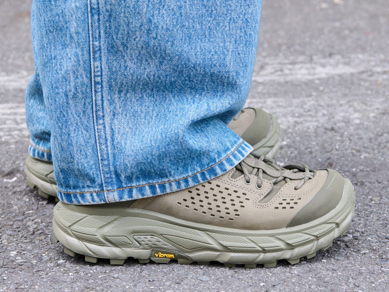 HOKA(TOR ULTRA)/サイド